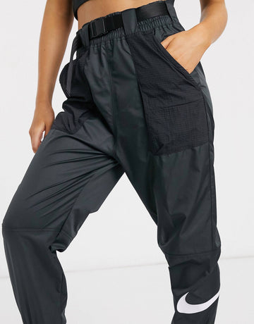 Nike - Cargo Pants