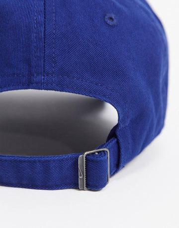 Kapelë Nike Swoosh in navy