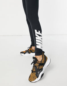 Nike leggings in black