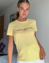 Load image into Gallery viewer, Maicë Tommy Hilfiger - Yellow