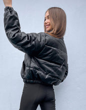 Load image into Gallery viewer, Urban Bliss puffer jacket in black