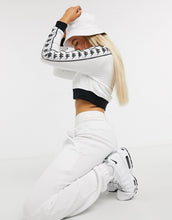 Load image into Gallery viewer, Bluzë Kappa cropped - White