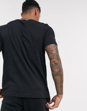 Load image into Gallery viewer, Maicë Nike illustration