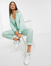 Load image into Gallery viewer, Puma Evide track set - in green