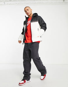 Nike Repeat Pack puffer jacket sail