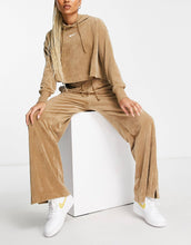 Load image into Gallery viewer, Nike velour joggers beige