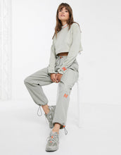 Load image into Gallery viewer, Duks New Balance Utility Pack - Beige