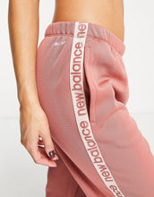 Load image into Gallery viewer, New Balance Running Relentless joggers dusky pink