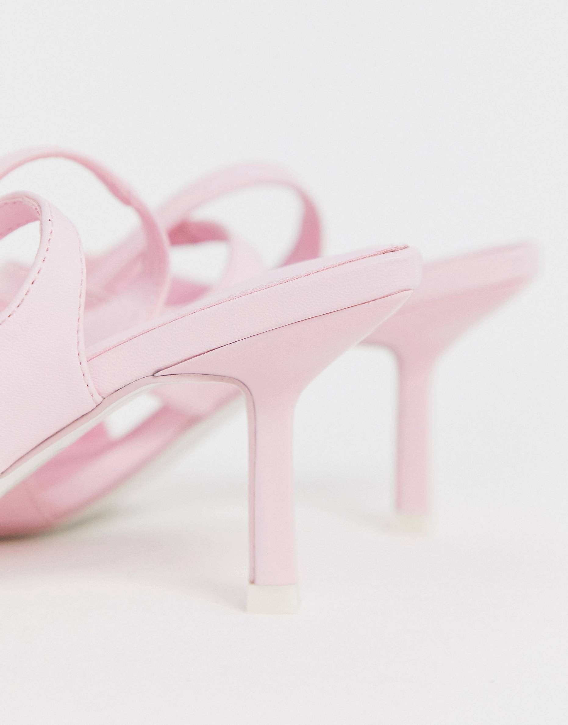 Take Harley  strappy