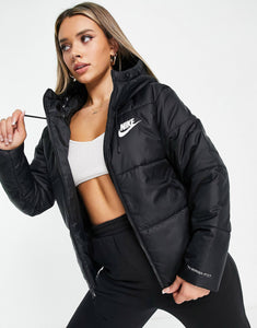 Nike classic padded jacket black