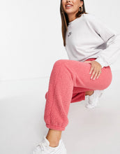 Load image into Gallery viewer, Nike Therma-FIT Cozy joggers