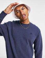 Load image into Gallery viewer, Nike Premium Utility navy