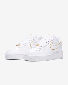 Nike Air Force 1 - Metallic Gold