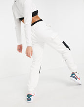 Load image into Gallery viewer, Nike Dance cargo pants