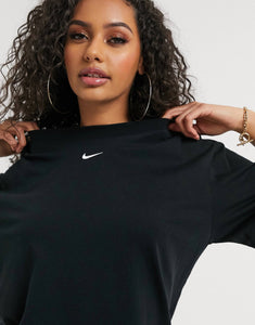 Fustan Nike Swoosh - oversized