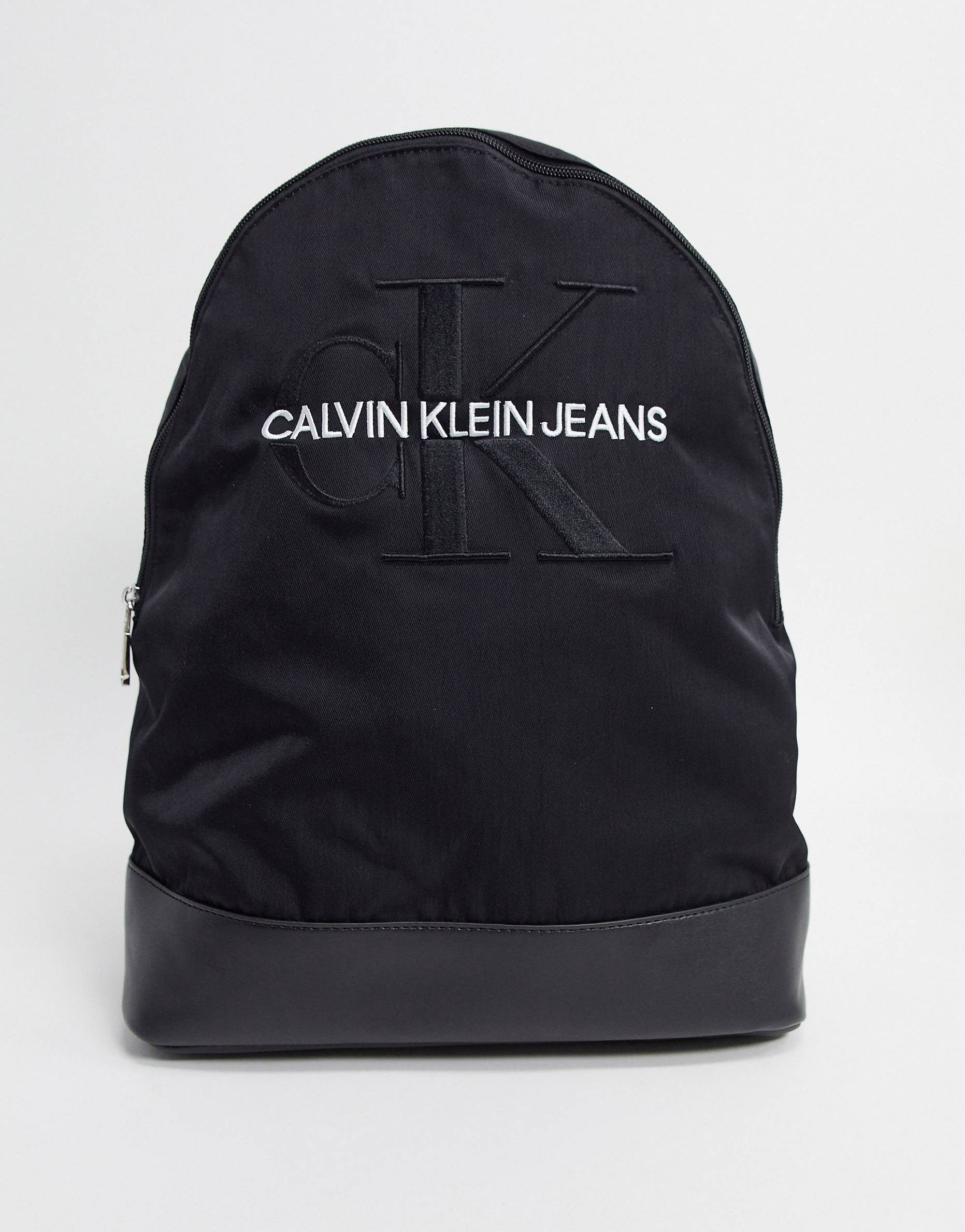 Çantë Calvin Klein - Monogram