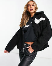 Load image into Gallery viewer, Nike sherpa jacket black