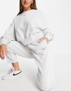 Nike Lounge Tracksuit essential grey marl