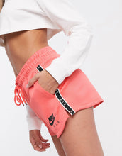 Load image into Gallery viewer, Shorce Nike Air - Pink
