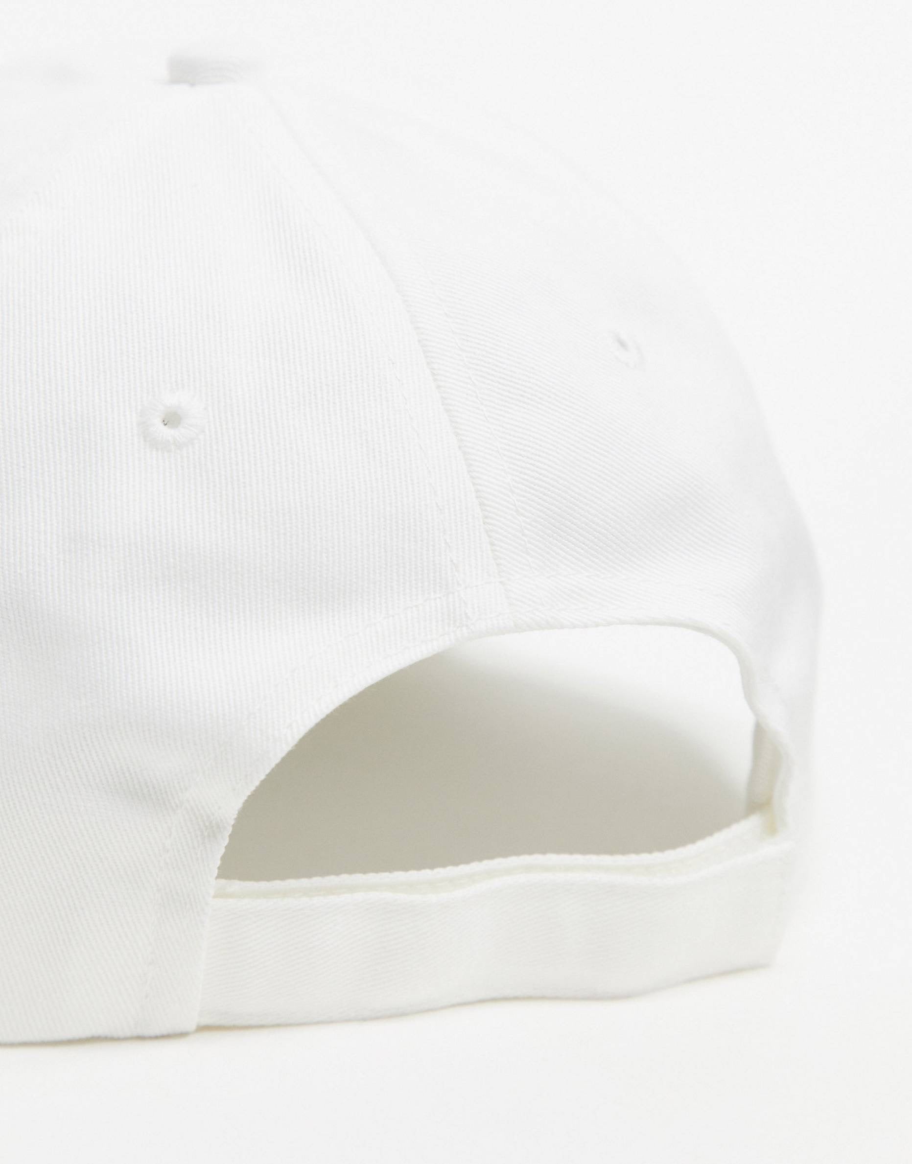 Kapelë Puma Ess - White