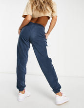 Load image into Gallery viewer, Reebok joggers navy