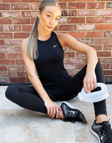 Maicë Nike Victory essentials