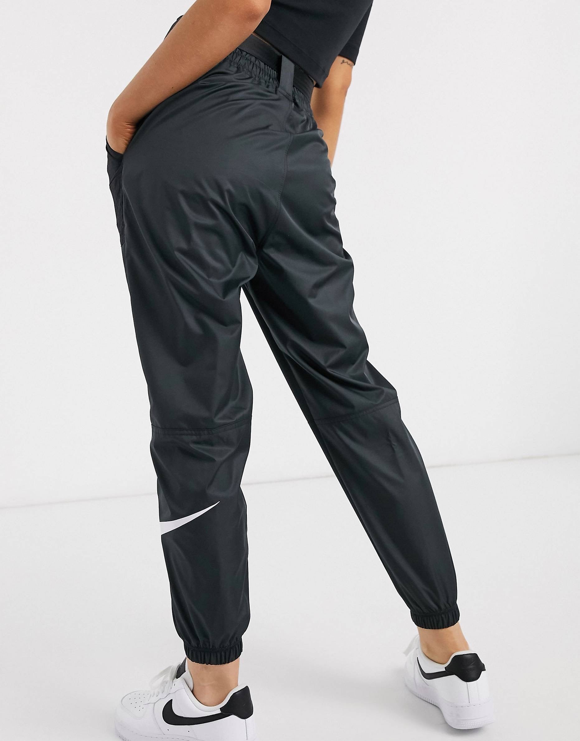 Nike - Cargo Pants