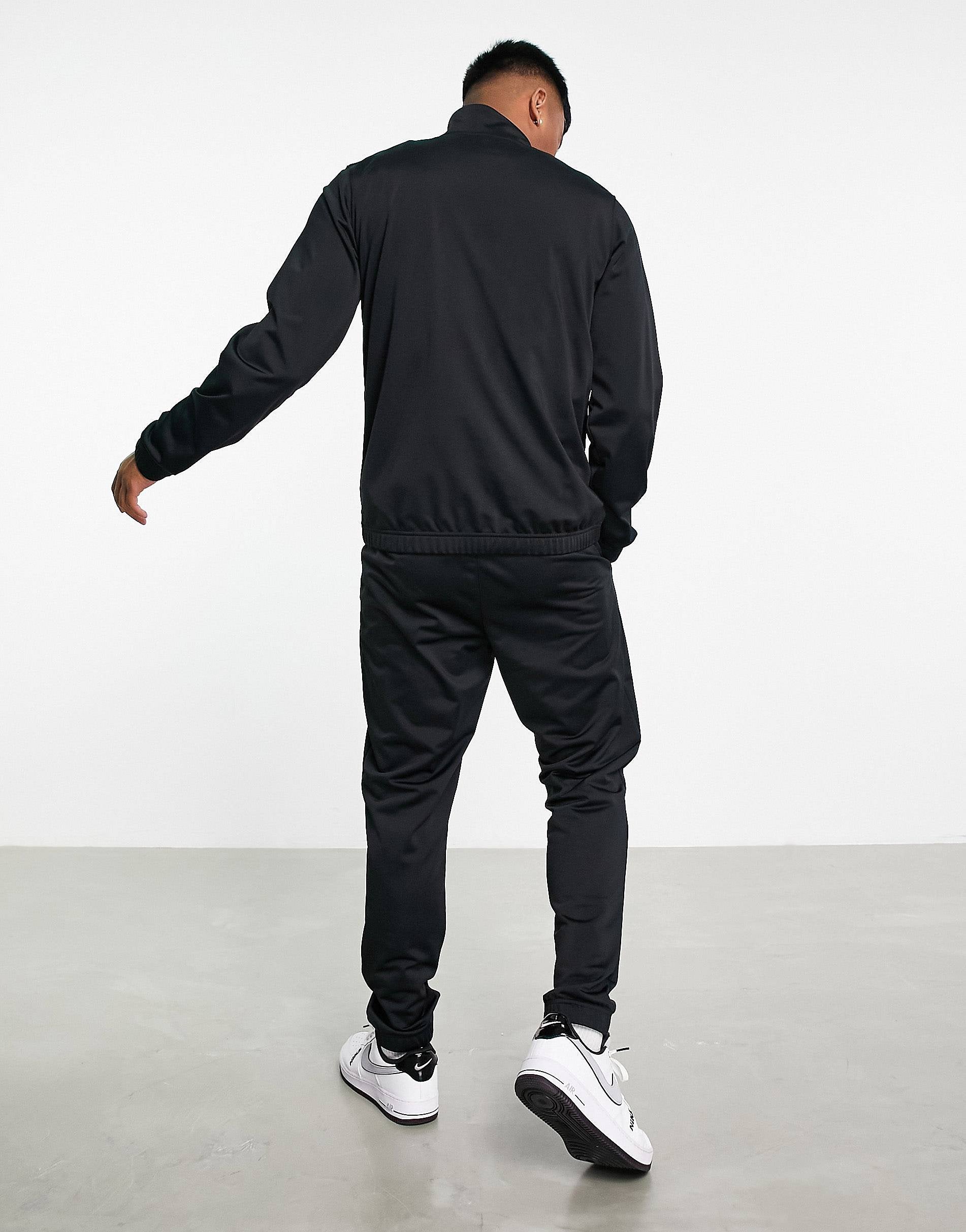 Black nike outlet tracksuit set