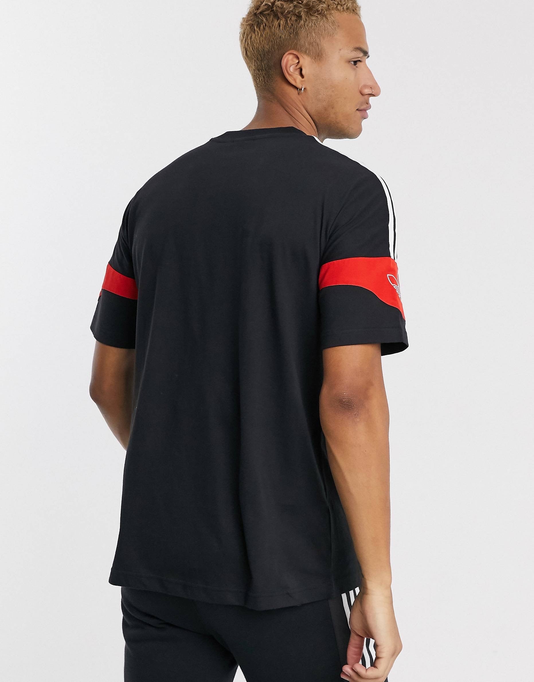 Maic adidas - Central trefoil