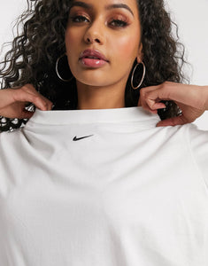 Nike central swoosh oversized