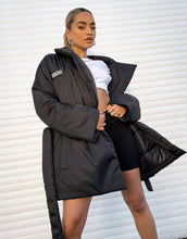 Load image into Gallery viewer, Weekend Collective padded coat black