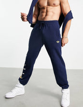 Load image into Gallery viewer, adidas Originals 'Retro Revival' navy