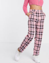 Load image into Gallery viewer, Pantolla Collusion peg