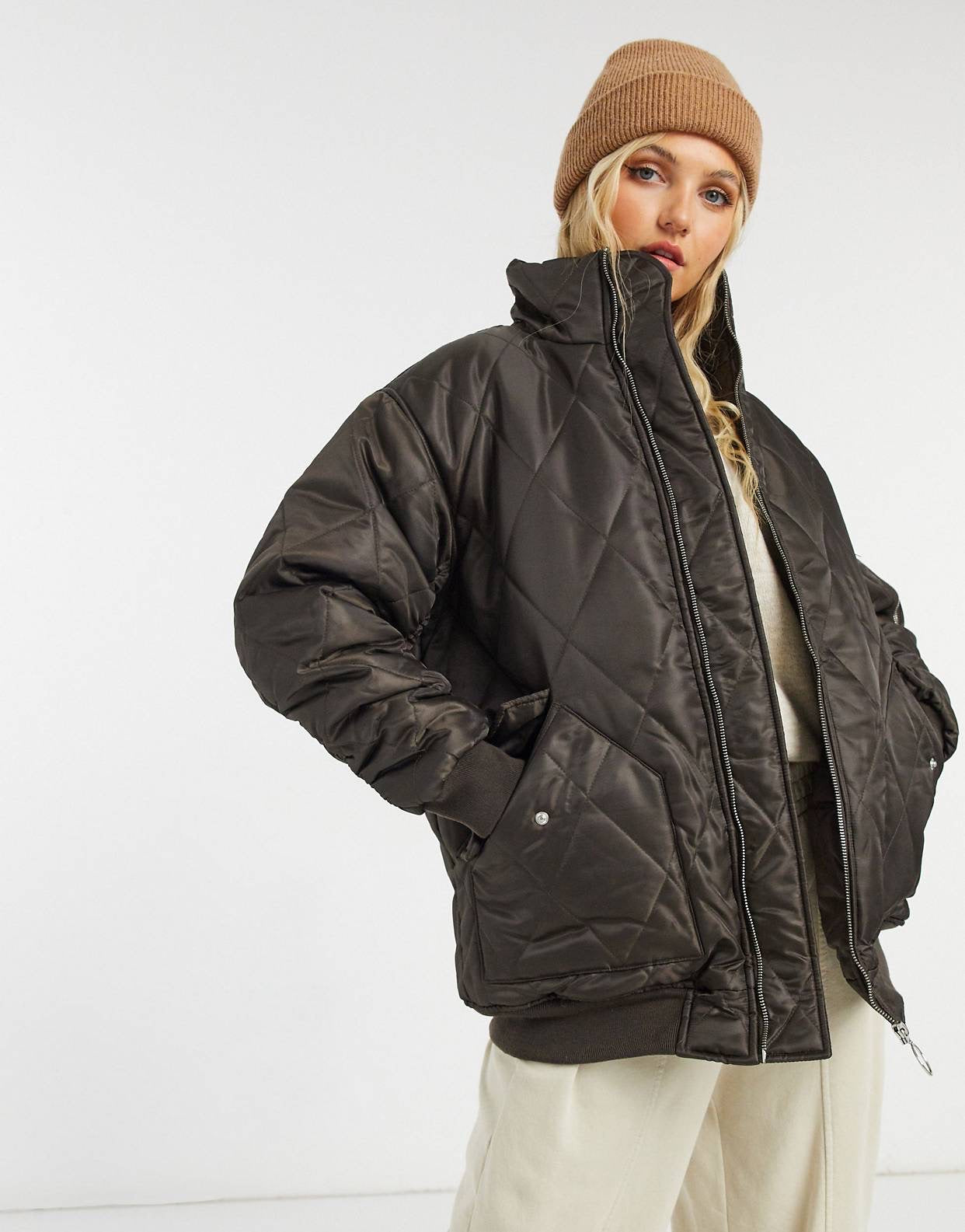Hero quilted oversized Bomber jacket brown
