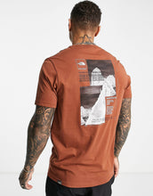 Load image into Gallery viewer, The North Face Collage burgundy