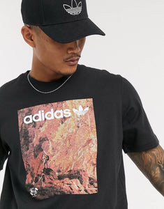 Maicë adidas Originals adventure graphic