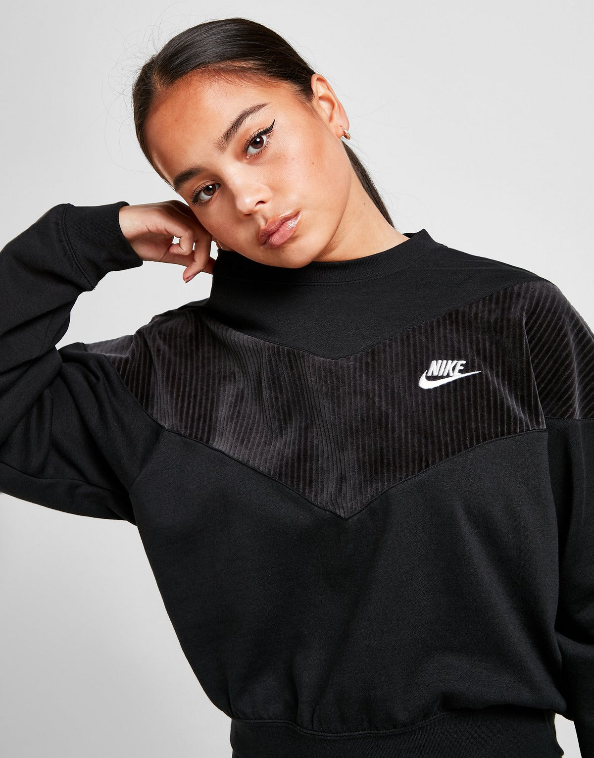 nike heritage velvet crew sweatshirt