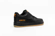Load image into Gallery viewer, Nike Air Force 1 Gore-Tex