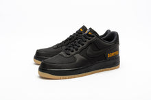Load image into Gallery viewer, Nike Air Force 1 Gore-Tex
