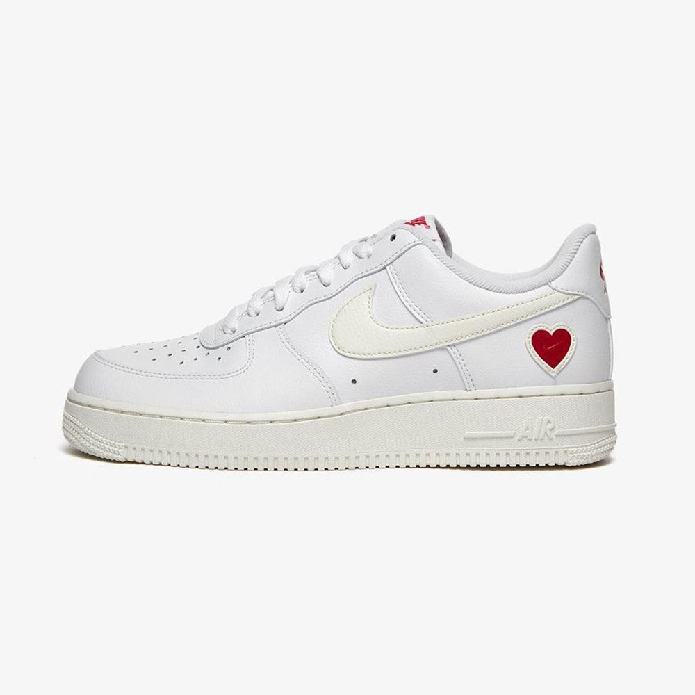 Nike Air Force 1 Low Valentines Day