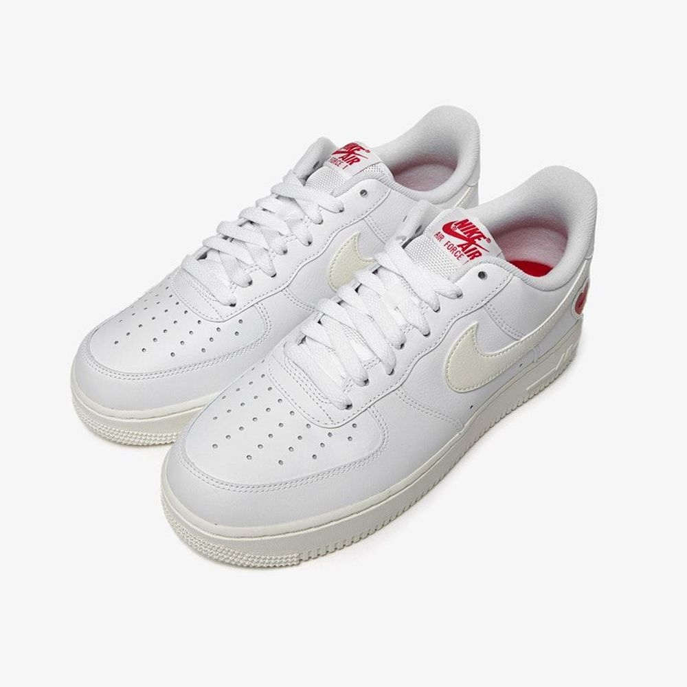 Nike Air Force 1 Low Valentines Day