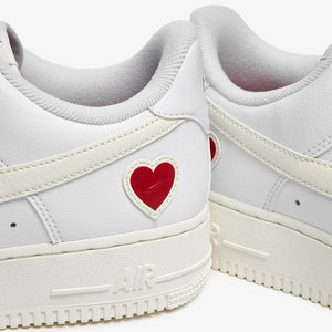 Nike Air Force 1 Low Valentines Day