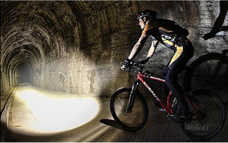 Drit dore 100m dritë nënujore